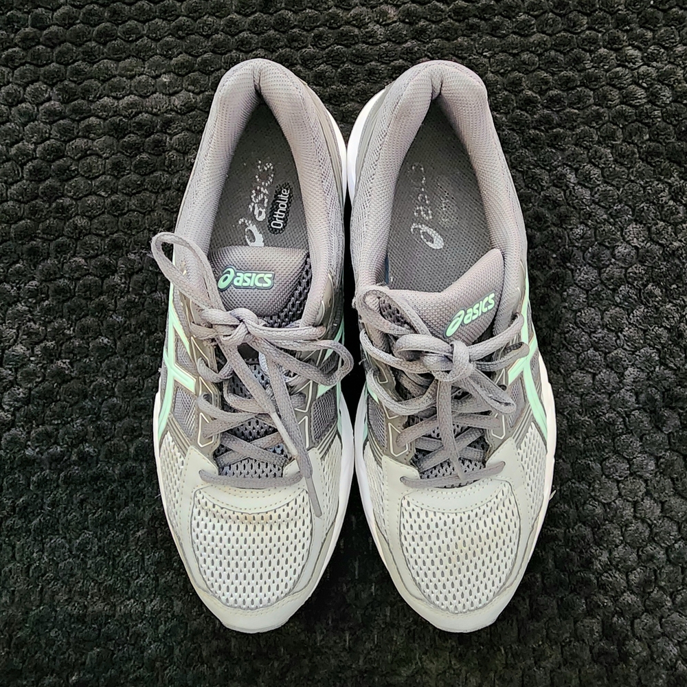 ASICS Women's Gray Running Shoes